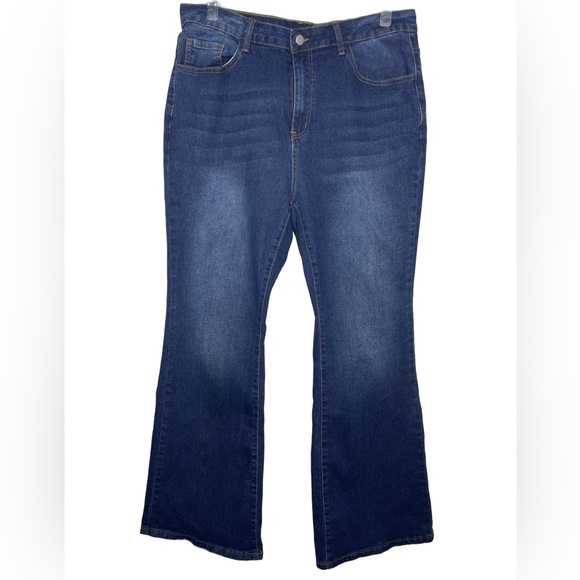SHEIN Blue Flared Curvy High Waisted Stretchy Boot Cut Jeans Size 2X - Picture 1 of 12